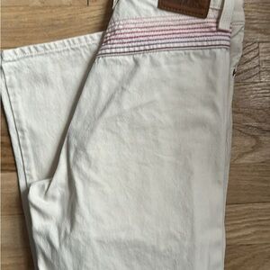 Levi’s White Jeans Ribcage Ankle Button Fly Size 25 LEVIS